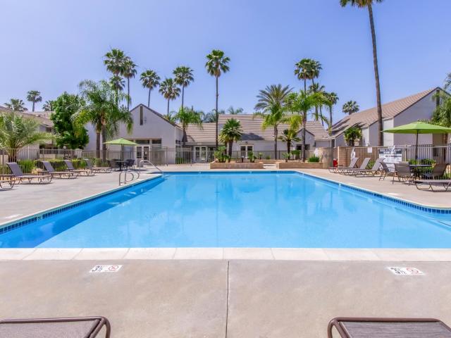 3 BR, 2 BA Apartment 3800 West Devonshire Avenue Unit 161, Hemet, CA 92545
