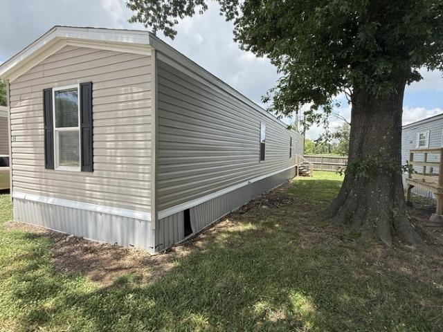 3 BR, 2 BA Apartment 3810 S Thompson Ave, Springdale, AR 72764