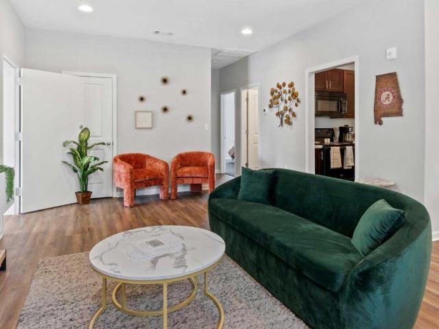 3 BR, 2 BA Apartment 3831 3rd East Avenue Unit 211, Tuscaloosa, AL 35405