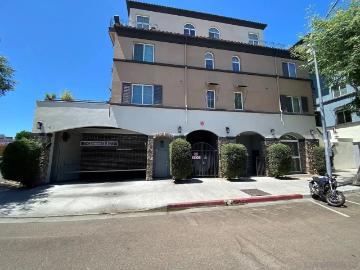 3 BR, 2 BA Apartment 3950 Ohio Street, San Diego, CA 92104