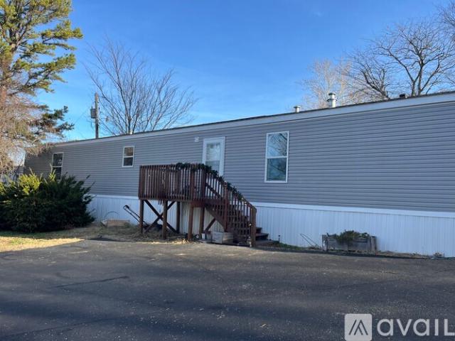 3 BR, 2 BA Apartment 3951 South Mentor Avenue, Unit 26, Springfield, MO 65804