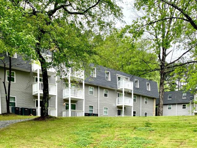 3 BR, 2 BA Apartment 3000 Ember Dr Unit 3016 207, Decatur, GA 30034
