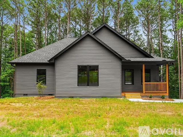 3 BR, 2 BA Apartment 3005 Crystal Mark Lane, Dalton, GA 30721