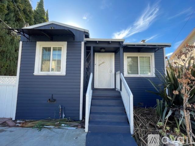 3 BR, 2 BA Apartment 307 Estabrook St, San Leandro, CA 94577