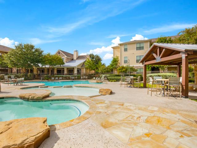 3 BR, 2 BA Apartment 3063 N. HWY 123 Bypass Unit 828, Seguin, TX 78155