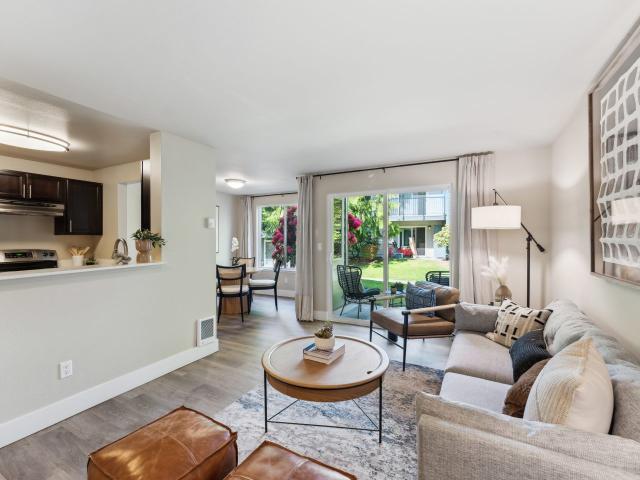 3 BR, 2 BA Apartment 3070 230th Ln SE Unit N 202, Sammamish, WA 98075