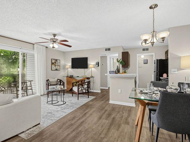 3 BR, 2 BA Apartment 3100 Old Winter Garden Road Unit 2724, Ocoee, FL 34761