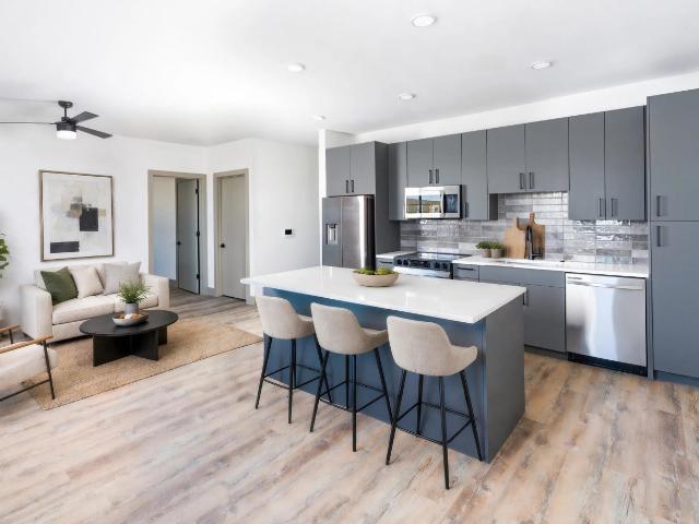 3 BR, 2 BA Apartment 3100 South Arizona Avenue Unit 2128, Chandler, AZ 85248