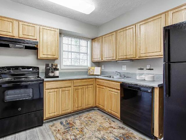 3 BR, 2 BA Apartment 3100 Rainbow Forest Cir Unit 3115 C, Decatur, GA 30034