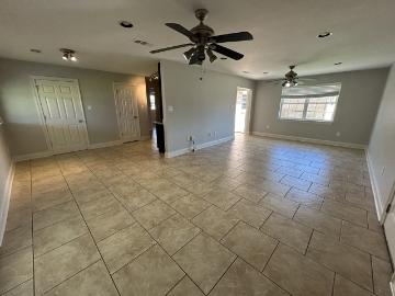 3 BR, 2 BA Apartment 3108 Tournefort St, Chalmette, LA 70043