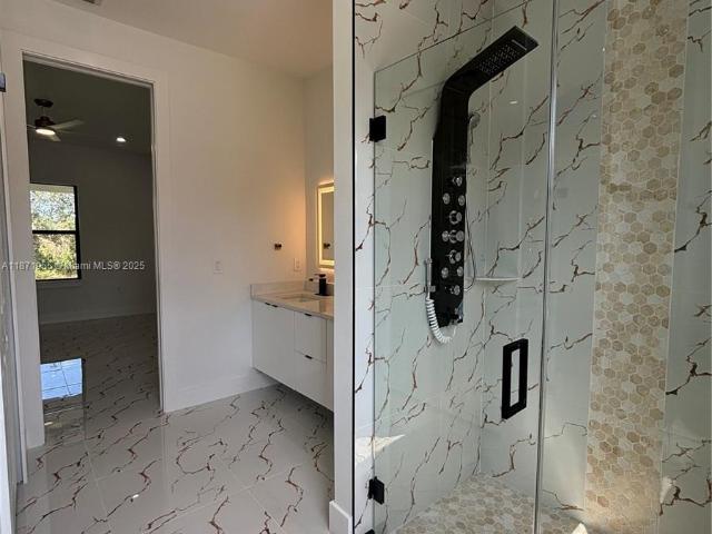 3 BR, 2 BA Apartment 3109 9 9th Street Southwest, Lehigh Acres, FL 33976