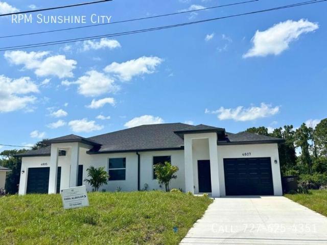 3 BR, 2 BA Apartment 312 314 Harold Ave S, Lehigh Acres, FL 33973