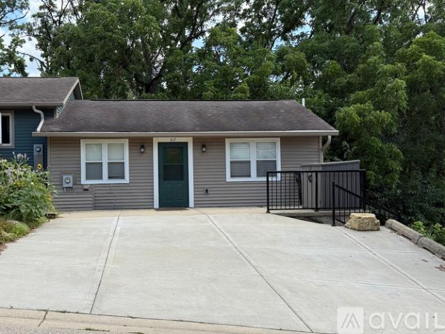 3 BR, 2 BA Apartment 317 Wilson Street, Unit 317, Mount Horeb, WI 53572