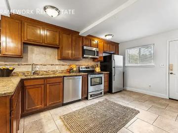 3 BR, 2 BA Apartment 3150 Fillmore St, Denver, CO 80205
