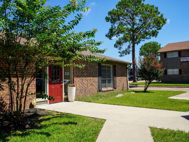 3 BR, 2 BA Apartment 3155 French Rd Unit 258, Beaumont, TX 77706