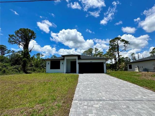 3 BR, 2 BA Apartment 3160 South San Mateo Drive, North Port, FL 34288