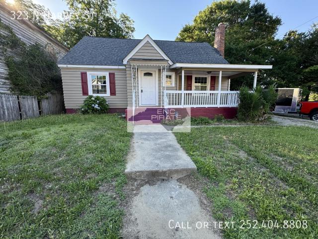 3 BR, 2 BA Apartment 323 N Harvey St, Washington, NC 27889