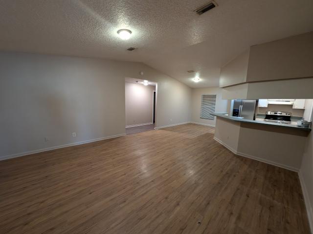 3 BR, 2 BA Apartment 3202 N 16th St, Tampa, FL 33605