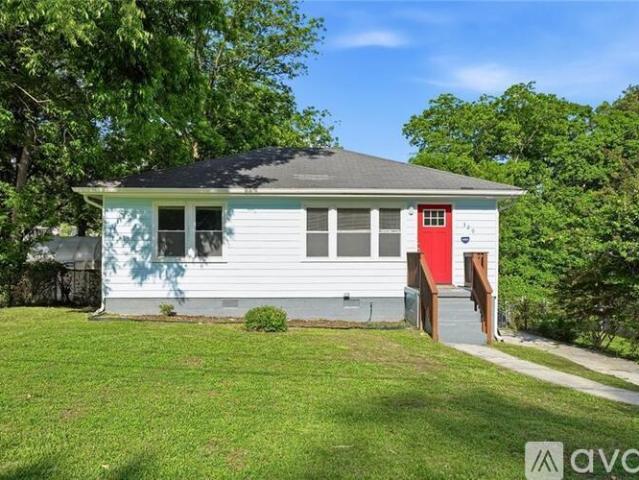 3 BR, 2 BA Apartment 320 Camfield Court Southwest, Atlanta, GA 30310