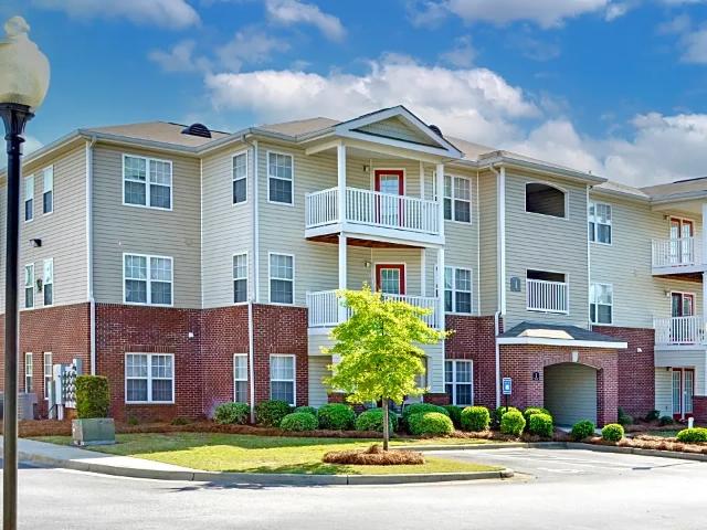 3 BR, 2 BA Apartment 320 S Jackson Street, Albany, GA 31701