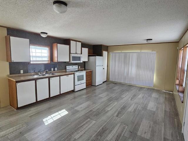 3 BR, 2 BA Apartment 3210 Victor, Fort Wayne, IN 46818