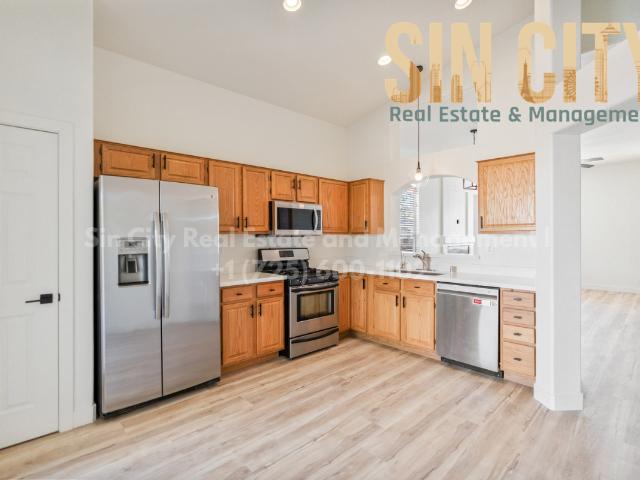 3 BR, 2 BA Apartment 3213 Bracknell Street, Las Vegas, NV 89129