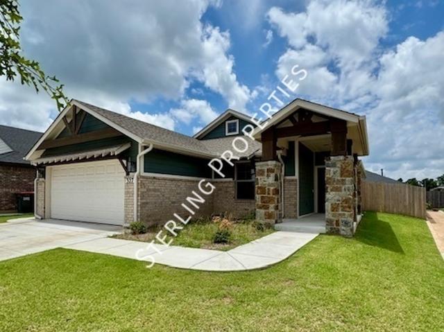 3 BR, 2 BA Apartment 327 Pleasant View, Harrah, OK 73045