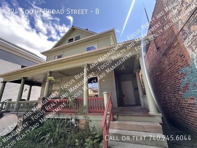 3 BR, 2 BA Apartment 324 South Broad Street B, Lancaster, OH 43130