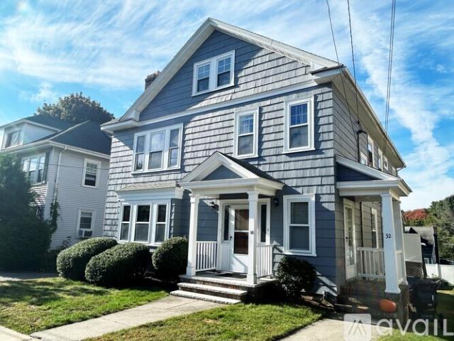 3 BR, 2 BA Apartment 32 Sanborn Ave, Unit 2, Boston, MA 02132