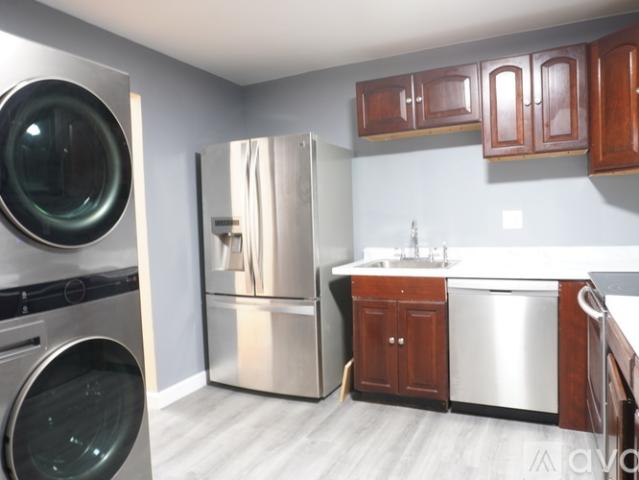6 BR, 3 BA Apartment 3314 Nevius St, Falls Church, VA 22041