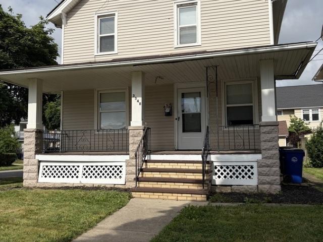 3 BR, 2 BA Apartment 3348 W 100th St, Cleveland, OH 44111
