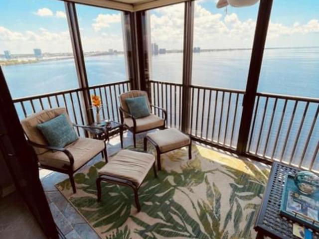 3 BR, 2 BA Apartment 3350 North Key Drive, Unit B911, North Fort Myers, FL 33903