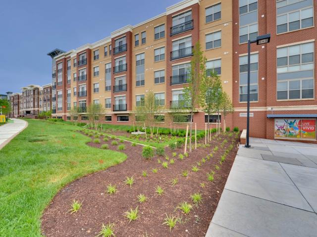 3 BR, 2 BA Apartment 3350 Toledo Terrace Unit 320, Hyattsville, MD 20782