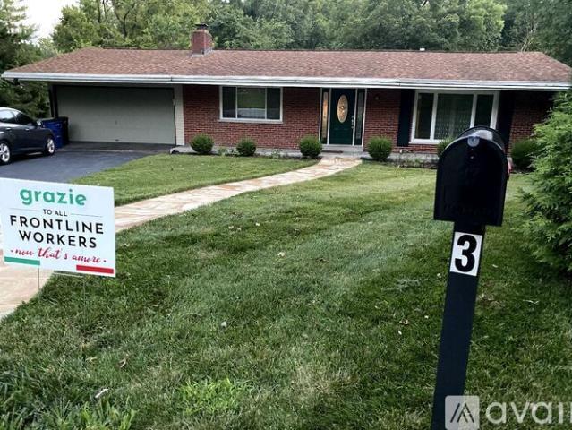 3 BR, 2 BA Apartment 3 Seawood Court, Saint Louis, MO 63146