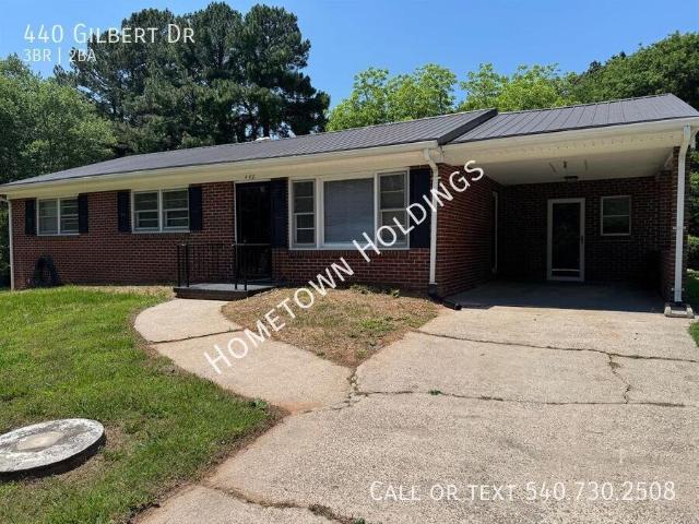 3 BR, 2 BA Apartment 440 Gilbert Dr, Danville, VA 24540