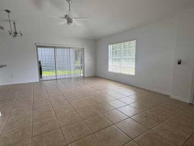 3 BR, 2 BA Apartment 4428 29th Street Southwest, Lehigh Acres, FL 33973