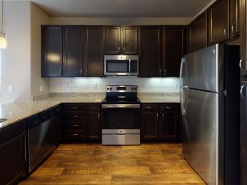 3 BR, 2 BA Apartment 4450 S Ridge Rd Unit 10 10208, McKinney, TX 75070