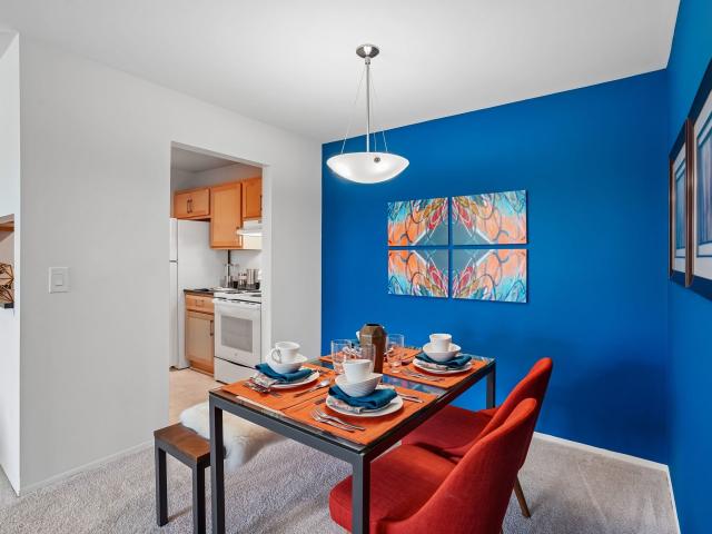 3 BR, 2 BA Apartment 44525 Pine Drive Unit 21206, Sterling Heights, MI 48313