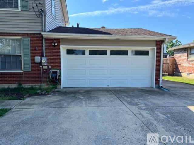 3 BR, 2 BA Apartment 446 Capri Drive, Nashville, TN 37209