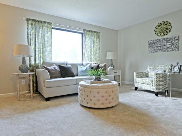3 BR, 2 BA Apartment 4515 Lawndale Dr Unit 4507H, Greensboro, NC 27455