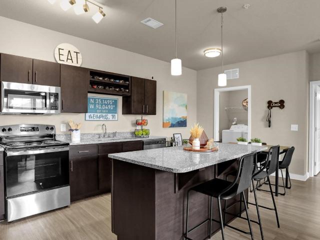 3 BR, 2 BA Apartment 4556 Hacks Cross Road Unit 102, Memphis, TN 38125