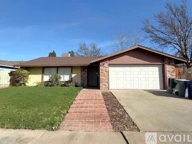 3 BR, 2 BA Apartment 455 Columbia Ave, Merced, CA 95340