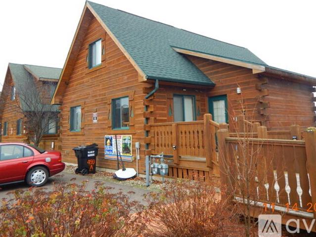 3 BR, 2 BA Apartment 459 Overlook Ct, Unit 459 A Upper, Warrens, WI 54666