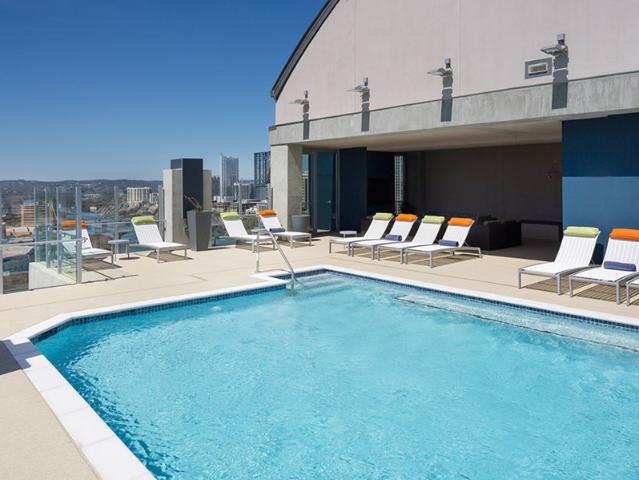 3 BR, 2 BA Apartment 45 Rainey St, Austin, TX 78701