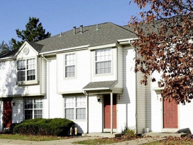 3 BR, 2 BA Apartment 4600 Forest Hills Ln, Kalamazoo, MI 49006