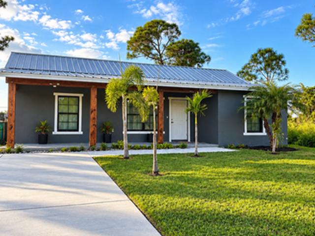 3 BR, 2 BA Apartment 462 Millport Street Northwest, Port Charlotte, FL 33948