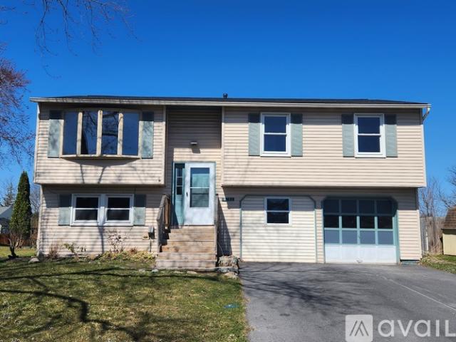 3 BR, 2 BA Apartment 4786 Haverton Ln, Onondaga County, NY 13090