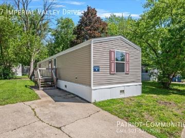 3 BR, 2 BA Apartment 47 Imperial Valley Drive, Springfield, IL 62702