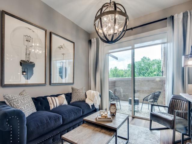3 BR, 2 BA Apartment 4811 McKinney Ave, Dallas, TX 75205