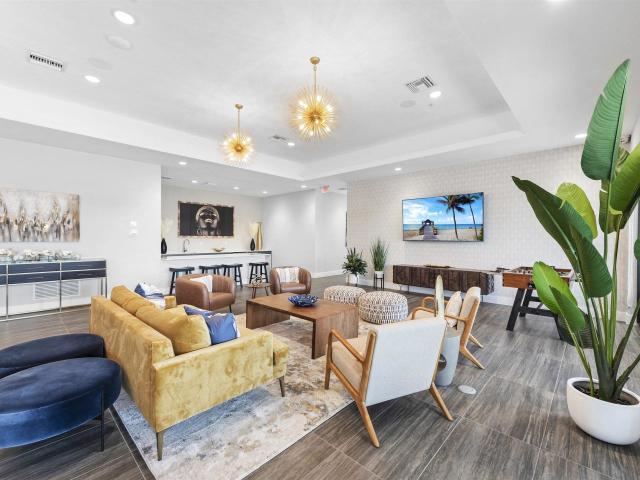 3 BR, 2 BA Apartment 482 Northwest 207th Street Unit 5 302, Miami, FL 33169